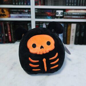 SQUISHMALLOWS - Scrapper the skeleton dog 5"